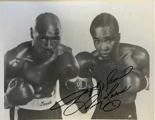 Sugar Ray Leonard Autographed 8x10 Boxing Photo (JSA)