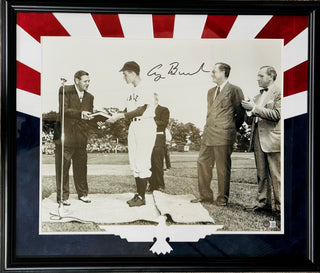 George H.W. Bush Autographed Framed 16x20 Photo (Beckett)