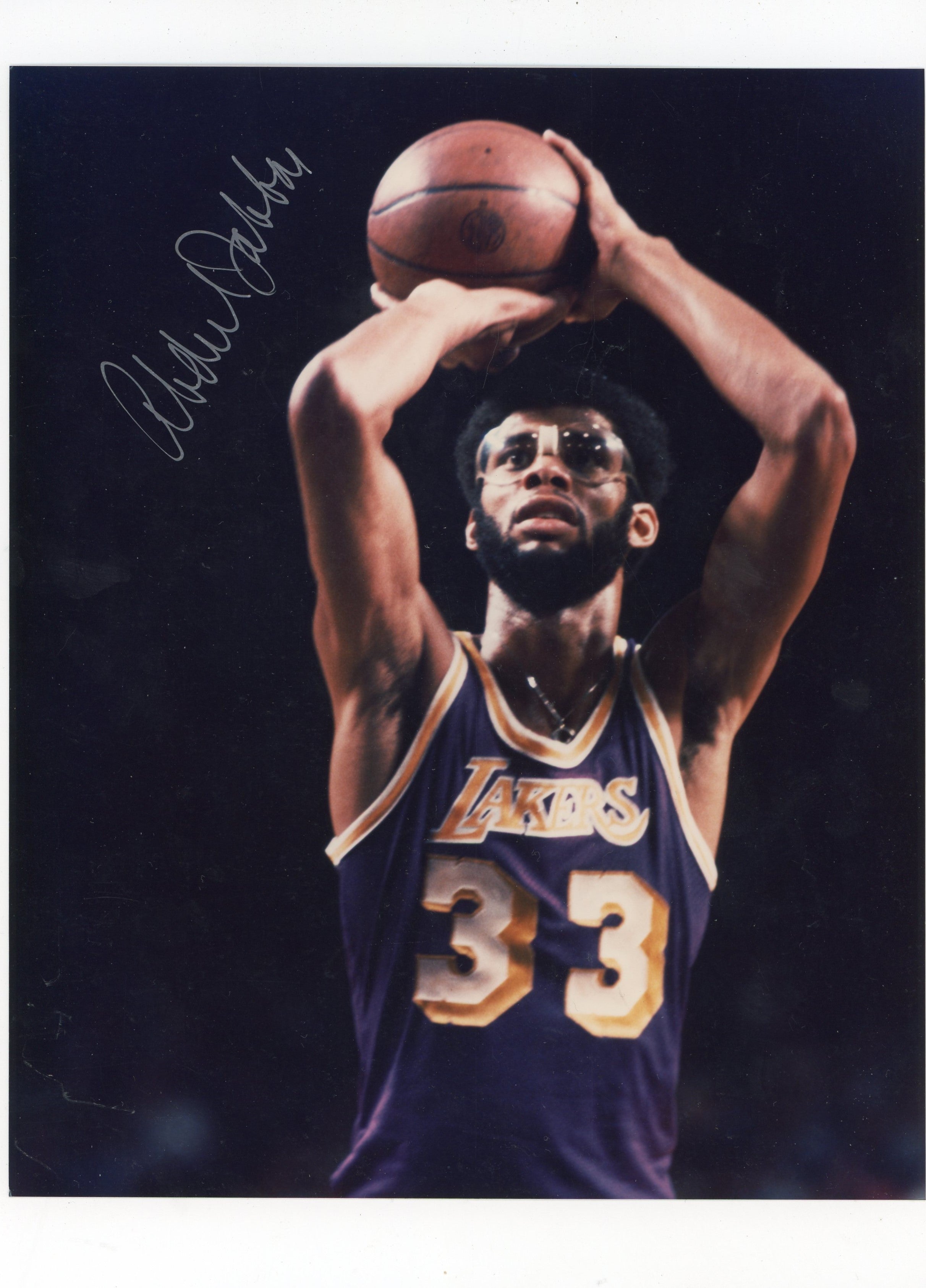 Kareem Abdul Jabbar Autographed 8x10 Photo | Hollywood Collectibles