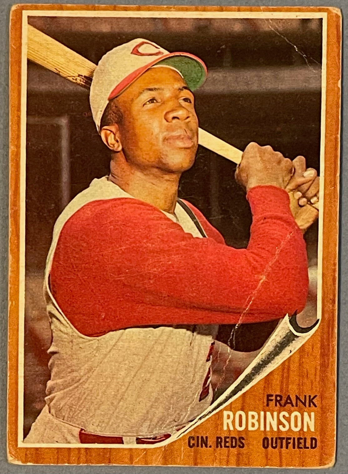 Frank Robinson in 1975 Topps baseball card baseball card with the Cleveland  Indians Stock Photo - Alamy