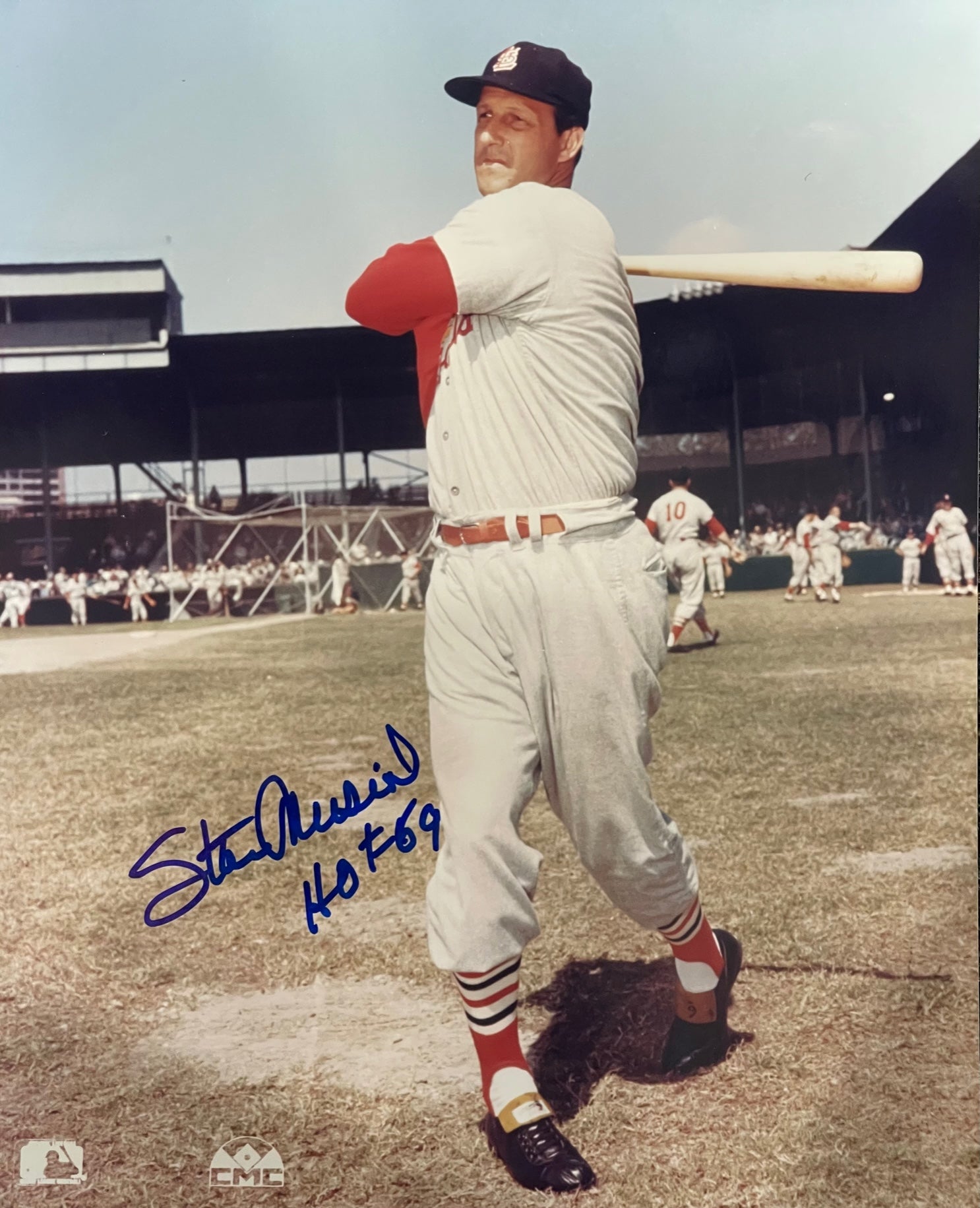 Stan Musial Autographed 8x10 Baseball Photo (Beckett)