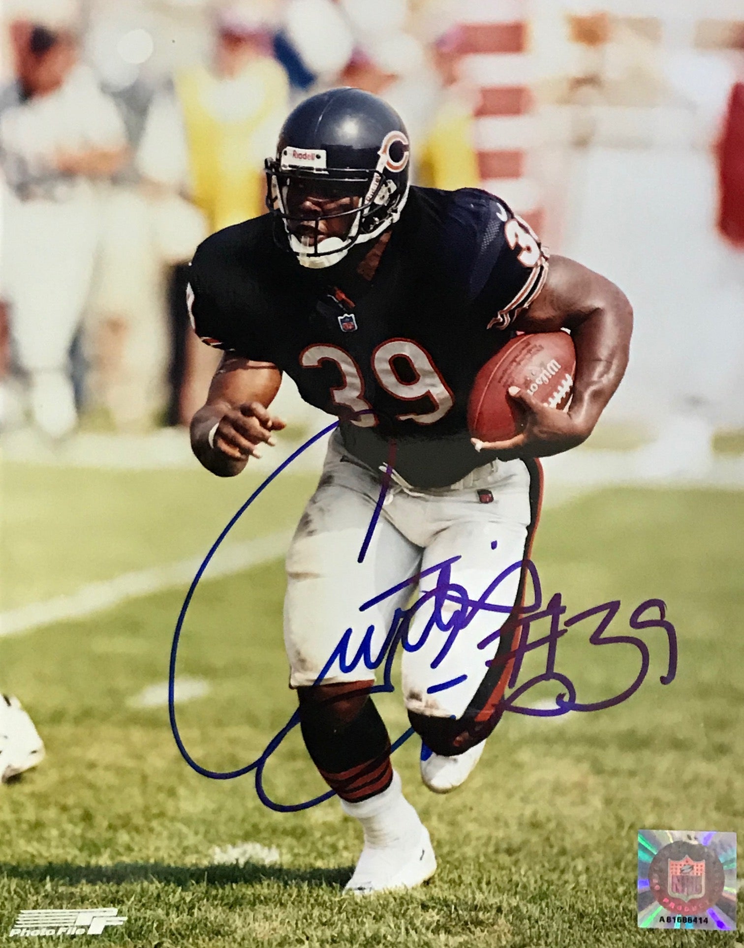 Autographed CURTIS ENIS 8x10 Chicago Bears Photo