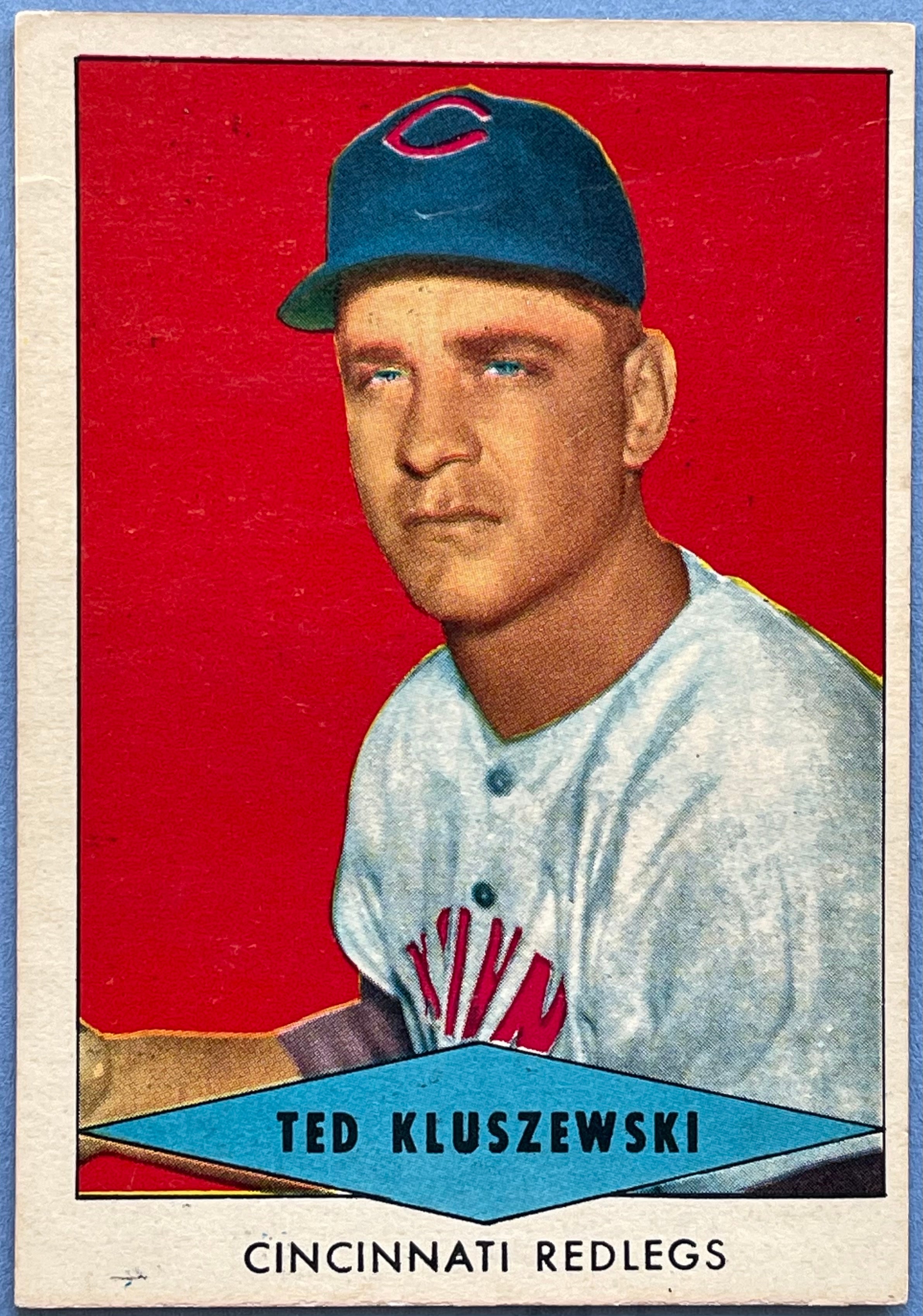 Ted Kluszewski 1954 Red Heart baseball Card
