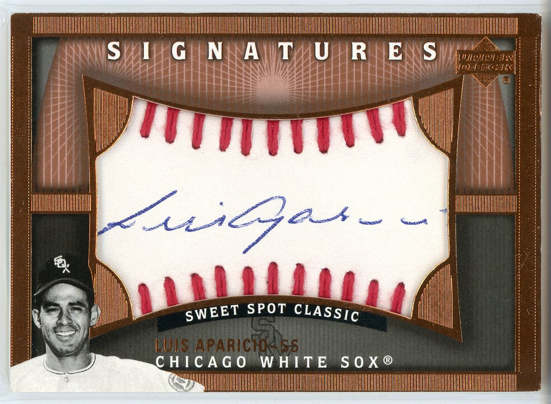 Luis Aparicio Autographed Official MLB Baseball Chicago White Sox