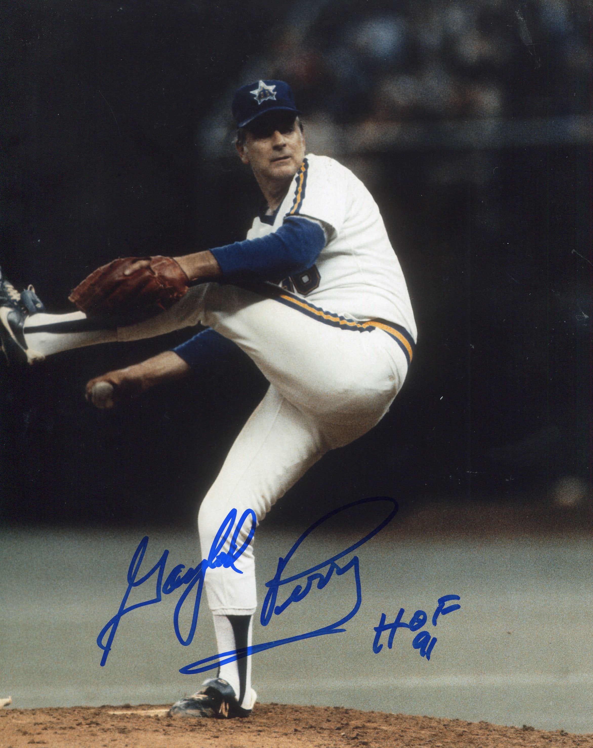 Gaylord Perry Autographed Seattle Mariners 8X10 Photo JSA - Got Memorabilia