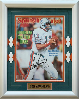 Dan Marino Autographed Sports Illustrated November 14 1983 Rookie Cover Framed (UDA)