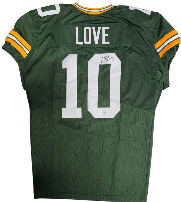 Jordan Love Autographed Packers Jersey (Beckett)