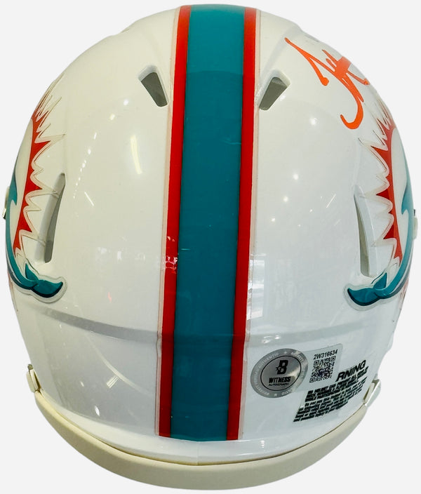 Tyreek Hill Autographed Miami Dolphins Speed Mini Helmet (Beckett)