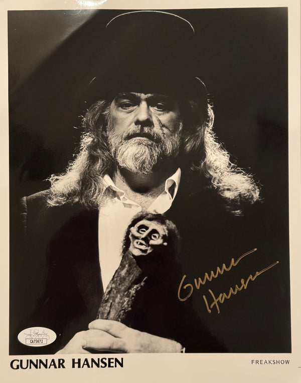 Gunnar Hansen Autographed Texas Chainsaw Massacre 8x10 Photo (JSA)