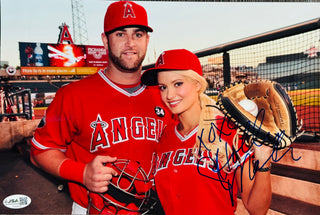 Holly Madison Signed 8x12 Celebrity Photo (JSA)