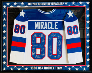 1980 US Olympic Hockey Team Signed Miracle on Ice Framed Jersey (Beckett)