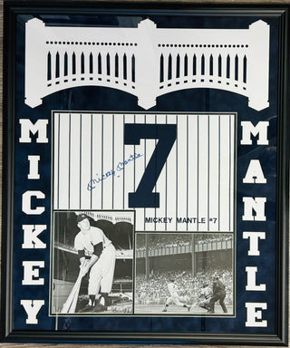 Mickey Mantle Autographed N.Y. Yankees Jersey Swatch Framed (Beckett&JSA)