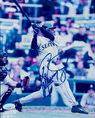 Ken Griffey Jr Autographed 8x10 Mariners Baseball Photo (JSA)