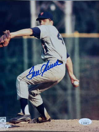 Tom Seaver Autographed Mets 8x10 Baseball Photo (JSA)