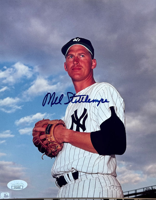 Mel Stottlemyre Autographed Yankees 8x10 Photo (JSA)