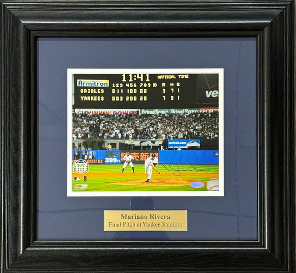 Mariano Rivera Autographed 8X10 Framed Baseball Photo (Steiner)