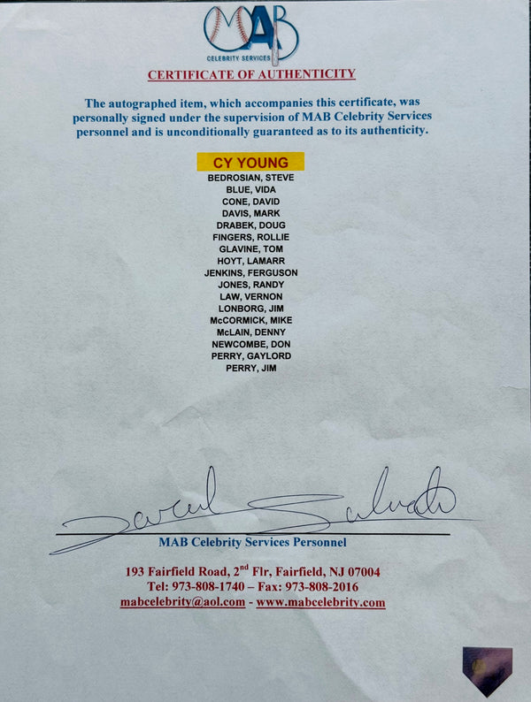 Cy Young Award Winners Autographed 16x20 Photo (MAB)