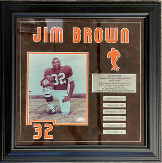 Jim Brown Autographed 8x10 Framed Football Photo (JSA)