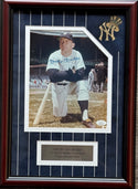 Mickey Mantle Autographed 8x10 Framed Yankees Photo (JSA)