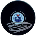 Stuart Skinner Autographed Edmonton Oilers Logo Puck (Beckett)