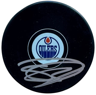 Stuart Skinner Autographed Edmonton Oilers Logo Puck (Beckett)