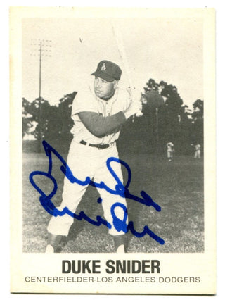 Duke Snider Topps 1977 Autographed Card #24