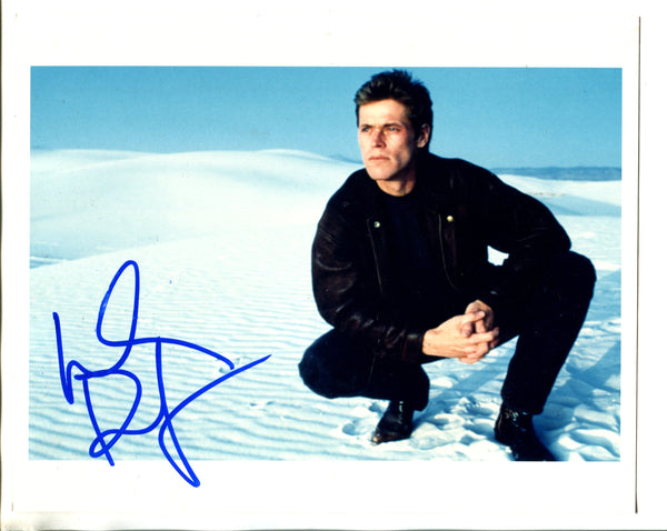 Willem Dafoe Autographed 8x10 Photo