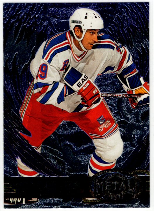 Wayne Gretzky Fleer Metal Universe 1996-97 HOF