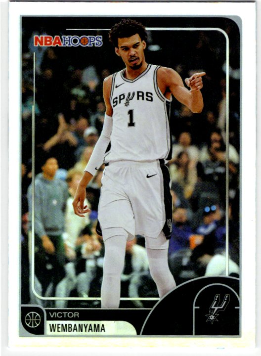 Victor Wembanyama 2023 Topps Hoops NBA Hoops Card #30