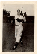 Bobby Thomas Baseball Autographed Photo 7x5 Signature Faded Signed with Blue Ball Point Pen