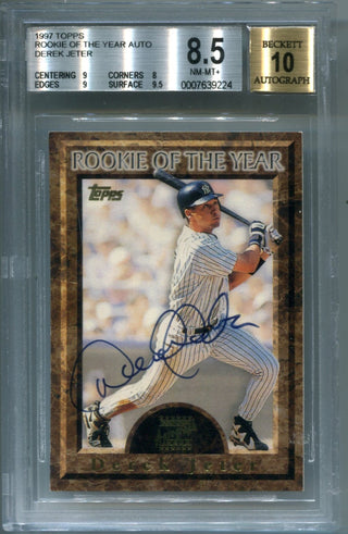 Derek Jeter 1997 Rookie Of The Year Auto card BGS 8.5 Auto 10 Card