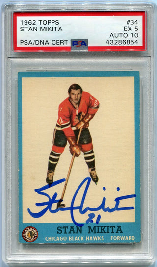 Stan Mikita Autographed 1962-63 Topps Card #34 PSA/DNA Certified