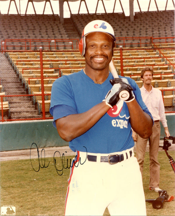 Al Oliver Autographed 8x10 Photo