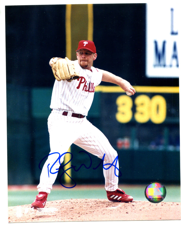 Randy Wolf Autographed 8x10 Photo.