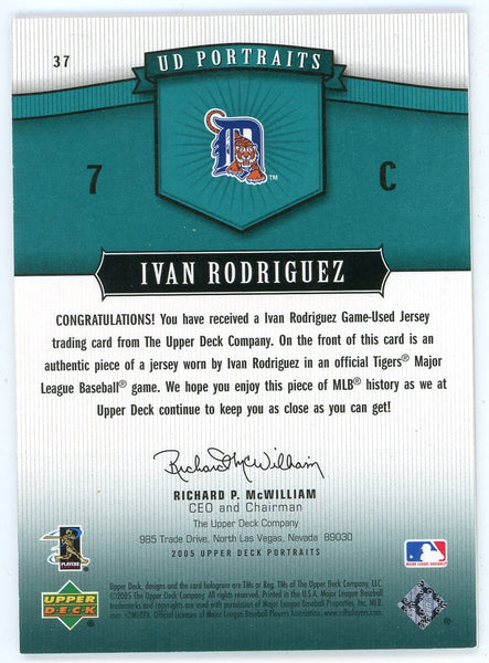  Ivan Rodriguez player worn jersey patch baseball card