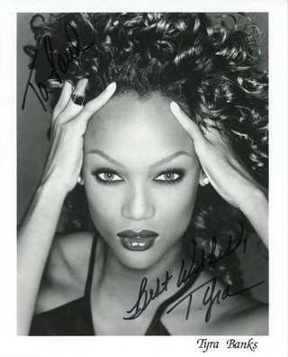 Tyra Banks Autographed 8x10 Celebrity Photo