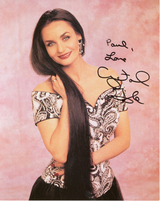 Crystal Gayle Autographed 8x10 Photo