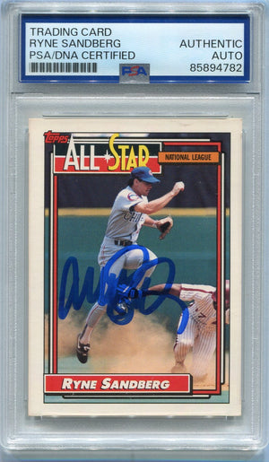 Ryne Sandberg 1992 Topps Autographed Card #387 PSA/DNA Certified