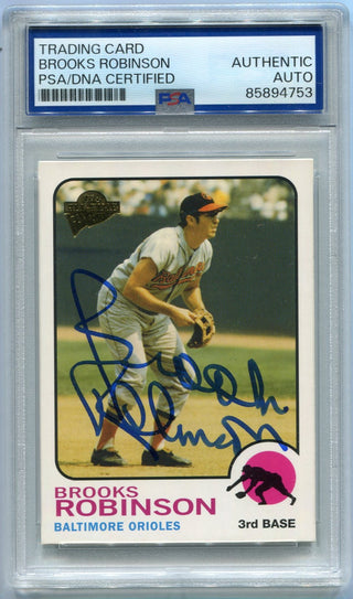 Brooks Robinson 2004 Topps Archives Autographed Card #111 PSA/DNA Certified