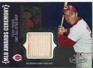 Tony Perez 2002 Topps Gold Label Bat Card