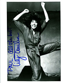 Lily Tomlin Autographed / Signed Black & White 8x10 Photo