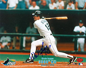 Wade Boggs Autographed / Signed 8x10 3000th Hit Photo