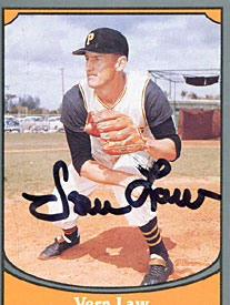 Vern Law Autographed / Signed 1990 Pacific No.37 Baseball Card