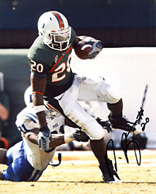 Damien Berry Autographed / Signed Breaking Tackle 8x10 Photo