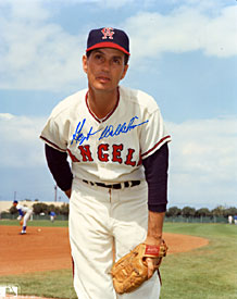 Hoyt Wilhelm Autographed / Signed California Angels Baseball 8x10 Photo