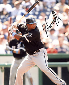 Dayan Viciedo Autographed / Signed About to Hit 8x10 Photo