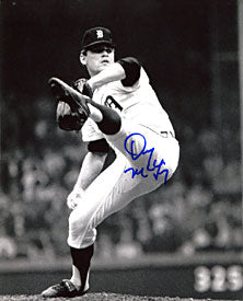 Denny McLain Autographed / Signed Pitching 8x10 Photo