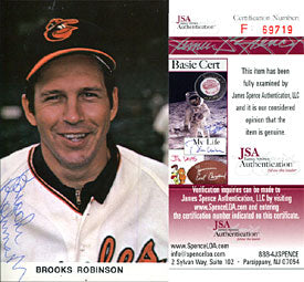 Brooks Robinson Autographed / Signed 4x5 Postcard (James Spence)