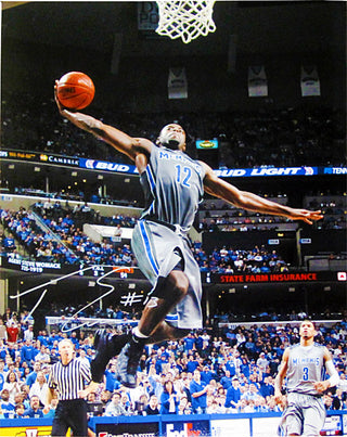 Tyreke Evans Autographed / Signed 16x20 Photo