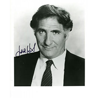Judd Hirsch Autographed / Signed Black & White 8x10 Photo